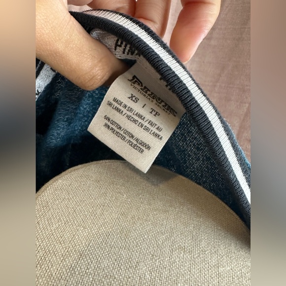 Victoria’s Secret pink varsity sweater - Picture 4 of 5